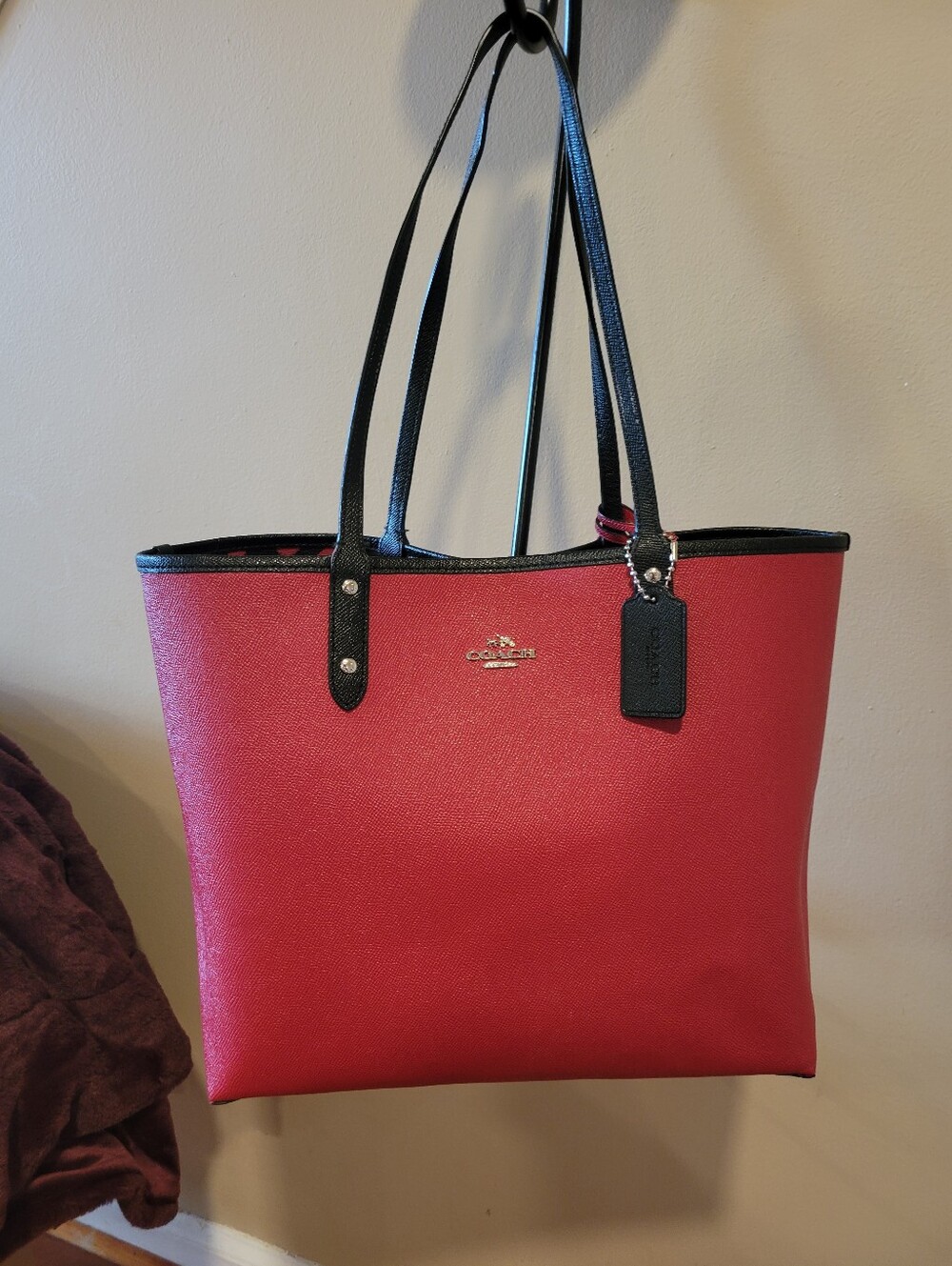 Coach Reversible Black & Red Wild Plaid City Tote With Zipperd Pouch. - Picture 10 of 14